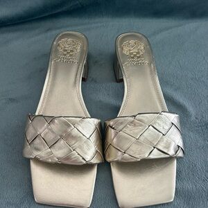 Vince Camuto Sentera gold slip on, brand new Size 8